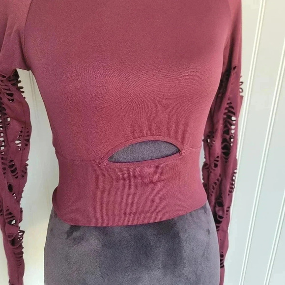 UC Under Control Womens Top Purple Long Sleeve Nylon Stretch Cut Off S / M - Picture 3 of 10